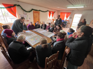 Taller con vecinos y vecinas de Santa Sofía